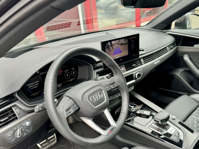Audi RS4 2.9 TFSI QUATTRO AVANT RS SPORTSITZE BANG OLUFSEN PANO NAVI