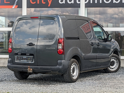 Peugeot Partner 1.6i 3 PLACES ATTACHE REM RADAR ARR BLUETOOTH