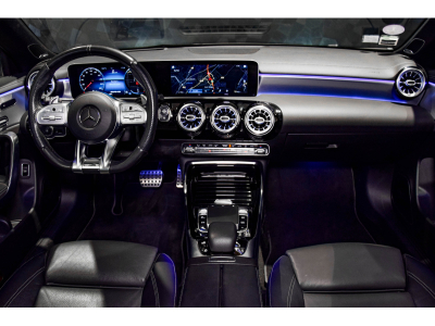 Mercedes-Benz CLA 35 AMG 35 AMG 4 MATIC