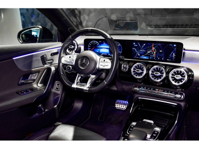 Mercedes-Benz CLA 35 AMG 35 AMG 4 MATIC