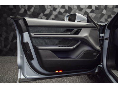 Porsche Taycan 4S Cross Turismo Batterie Performance Plus
