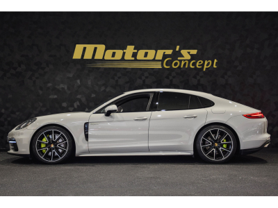Porsche Panamera 4 E-Hybrid