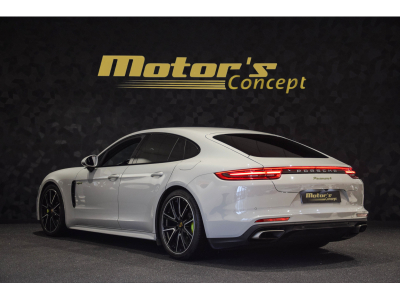 Porsche Panamera 4 E-Hybrid