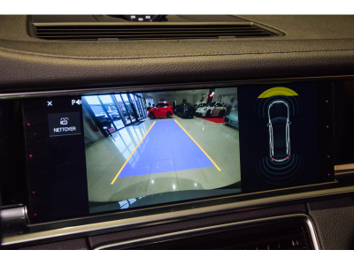 Porsche Panamera 4 E-Hybrid