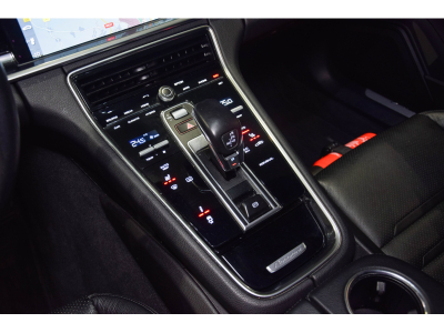 Porsche Panamera 4 E-Hybrid