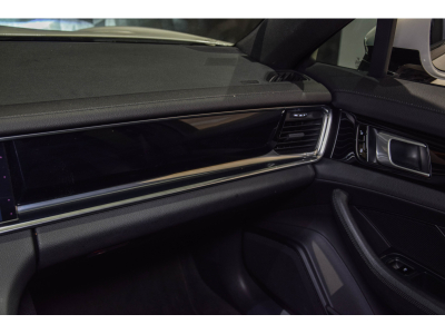 Porsche Panamera 4 E-Hybrid