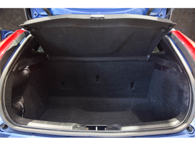 Volvo V40 T3 R-DESIGN
