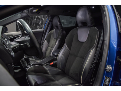 Volvo V40 T3 R-DESIGN