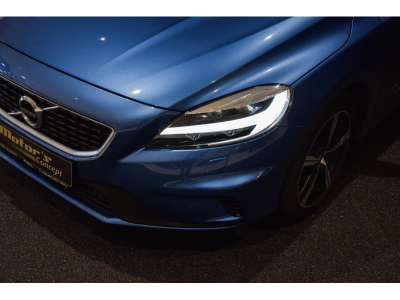 Volvo V40 T3 R-DESIGN