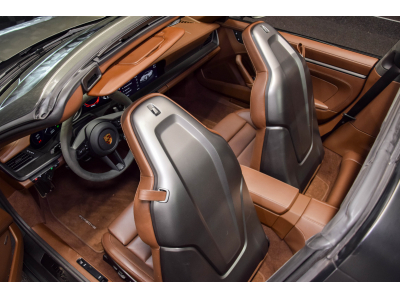 Porsche 911 992 Targa 4 GTS PDK