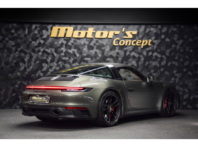 Porsche 911 992 Targa 4 GTS PDK