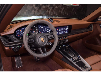 Porsche 911 992 Targa 4 GTS PDK
