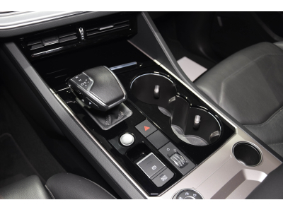 Volkswagen Touareg R-LINE V6 TDI