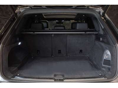 Volkswagen Touareg R-LINE V6 TDI