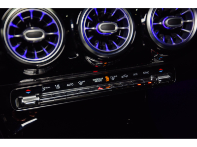Mercedes-Benz CLA 250 Shooting Brake AMG LINE 4 MATIC