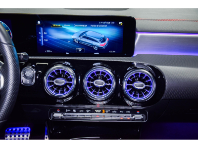 Mercedes-Benz CLA 250 Shooting Brake AMG LINE 4 MATIC