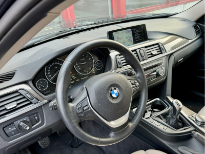 BMW 320 i XDRIVE LIMO MODERN CUIR NAVI 1 HAND