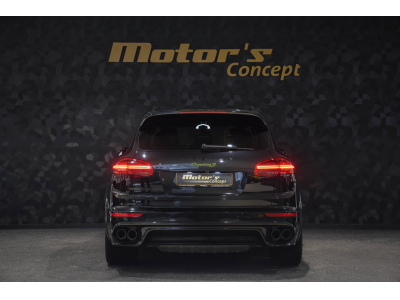Porsche Cayenne S E-Hybrid Platinium Edition