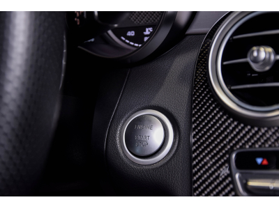Mercedes-Benz C 63 AMG Berline V8 Bi-Turbo