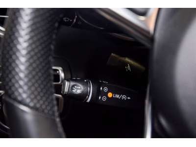 Mercedes-Benz C 63 AMG Berline V8 Bi-Turbo