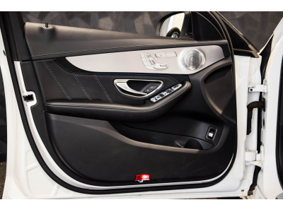 Mercedes-Benz C 63 AMG Berline V8 Bi-Turbo