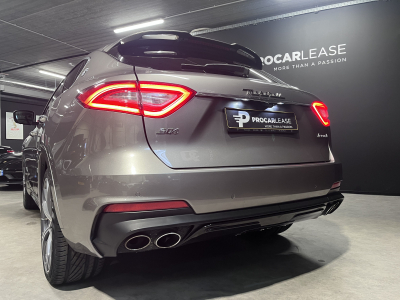 Maserati Levante SQ4 GRANSPORT FULL OPTION/ SERVICE MASERATI/ BELUFT/CARBON/SCHIEBEDACH