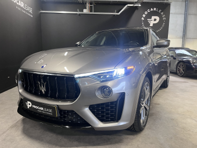 Maserati Levante SQ4 GRANSPORT FULL OPTION/ SERVICE MASERATI/ BELUFT/CARBON/SCHIEBEDACH