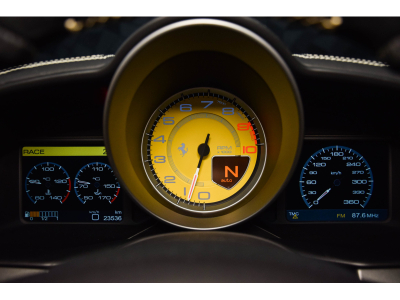 Ferrari 458 SPIDER V8