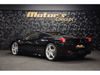 Ferrari 458 SPIDER V8