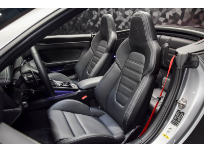 Porsche 911 992 Carrera GTS Cabriolet PDK