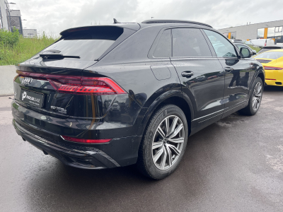 Audi Q8 60 TFSI e quattroS Line/LUFT/HEADUP/360*/ACC/HD-Matrix AHK/ Panorama