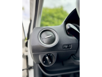 Volkswagen up! 1.0 60CH 3P **ETAT SHOWROOM - OFFRE À SAISIR**