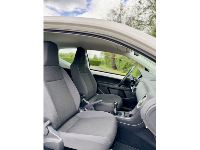 Volkswagen up! 1.0 60CH 3P **ETAT SHOWROOM - OFFRE À SAISIR**