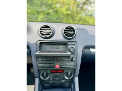 Audi A3 III 1.4 TFSI 125ch 5p - 1er main, 1an Garantie, Navi
