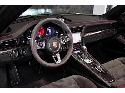 Porsche 911 991.2 Targa 4 GTS PDK