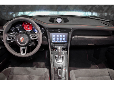 Porsche 911 991.2 Targa 4 GTS PDK