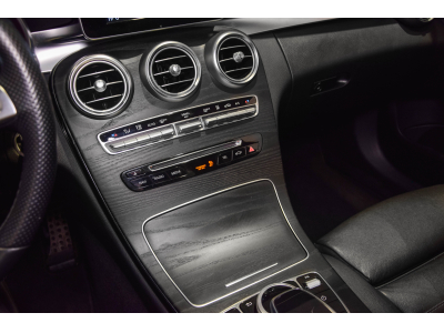 Mercedes-Benz C 350 E Plug-in Hybrid AMG LINE