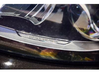 Mercedes-Benz C 350 E Plug-in Hybrid AMG LINE