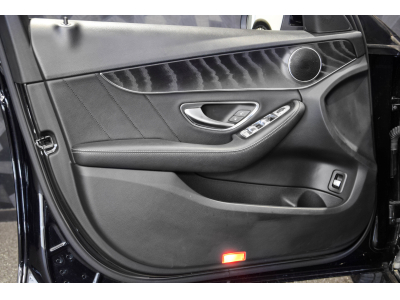 Mercedes-Benz C 350 E Plug-in Hybrid AMG LINE
