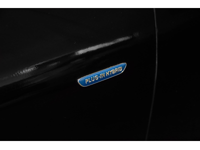 Mercedes-Benz C 350 E Plug-in Hybrid AMG LINE