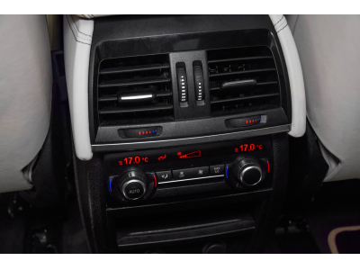 BMW X6 M F86 4.4 V8