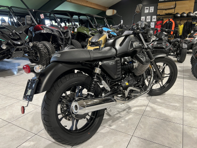 Moto Guzzi V 7 STONE  II BLACK