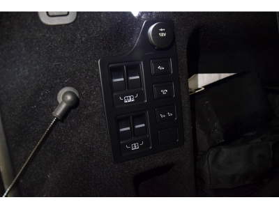 Land-Rover Discovery 2.0 SD4 HSE