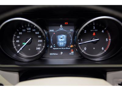 Land-Rover Discovery 2.0 SD4 HSE