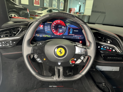 Ferrari SF90 STRADALE DAYTONA RACING SEATS CARBON LIFT JBL