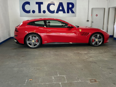 Ferrari GTC4Lusso Tailor Made 70 Anni Collection