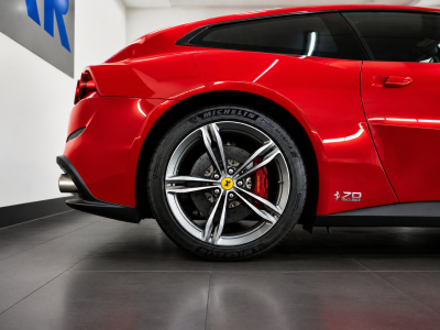 Ferrari GTC4Lusso Tailor Made 70 Anni Collection