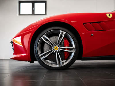 Ferrari GTC4Lusso Tailor Made 70 Anni Collection