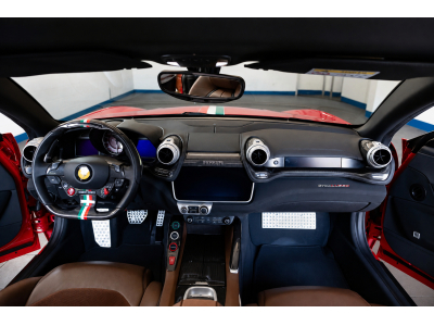 Ferrari GTC4Lusso Tailor Made 70 Anni Collection