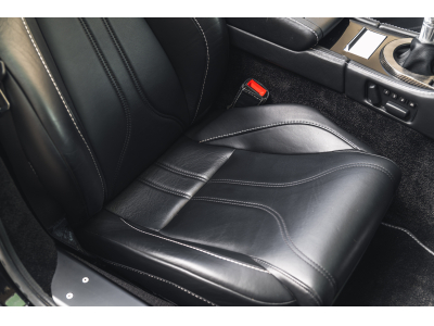 Aston Martin V12 Vantage ROADSTER MANUAL 1/101